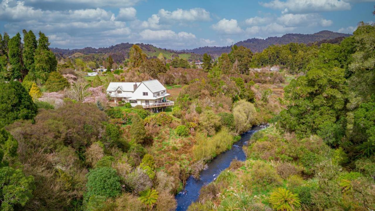 Spiral Gardens Country Park Retreat Apartment Raurimu Ngoại thất bức ảnh